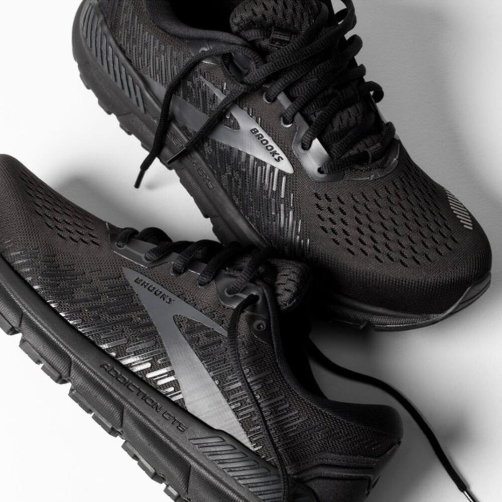 Brooks Addiction GTS men’s running sneakers shoes